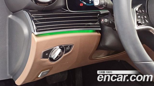 Mercedes-Benz E-Class E450 4MATIC Exclusive