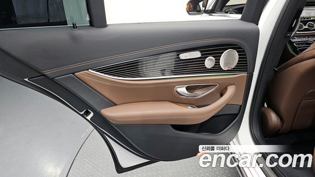 Mercedes-Benz E-Class E450 4MATIC Exclusive