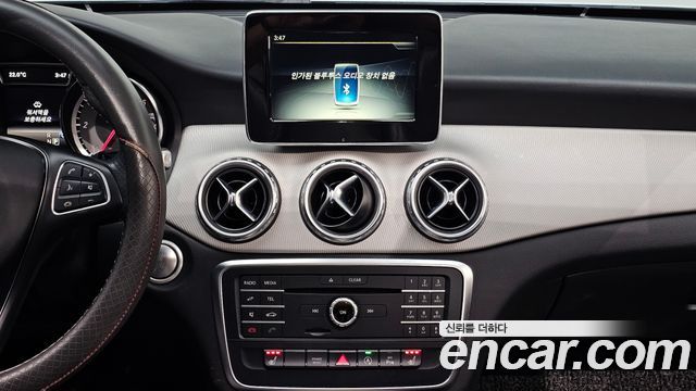 Mercedes-Benz GLA-Class GLA200 d