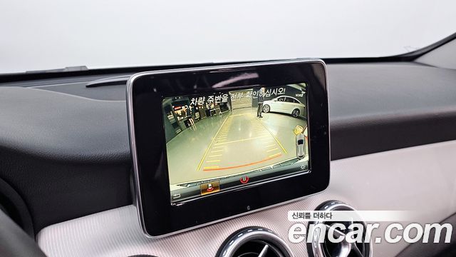 Mercedes-Benz GLA-Class GLA200 d