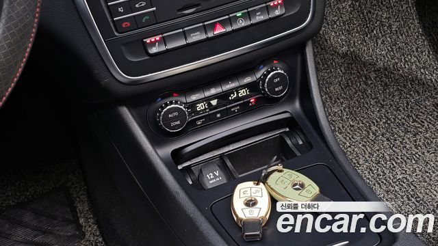 Mercedes-Benz GLA-Class GLA200 d