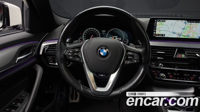 BMW 5-Series 520d xDrive M Sport Package