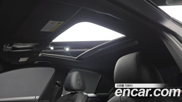 BMW 5-Series 520d xDrive M Sport Package