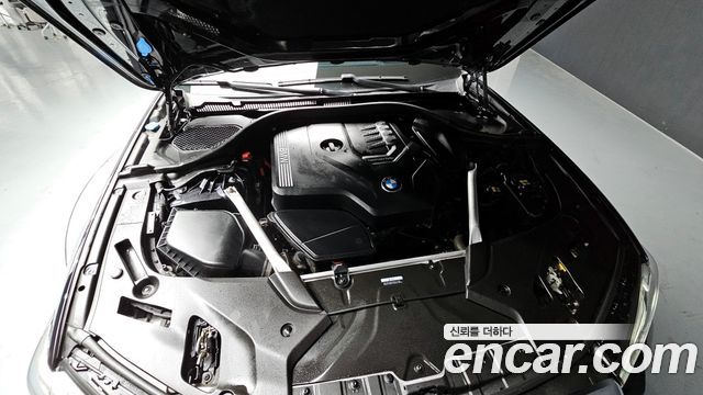 BMW 5-Series 530i xDrive M Sport Package