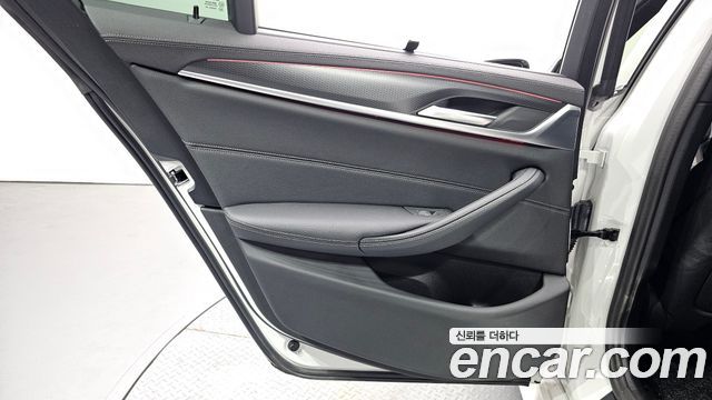 BMW 5-Series 520i M Sport
