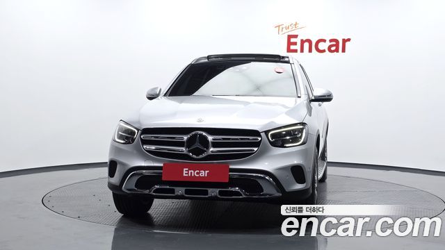 Mercedes-Benz GLC-Class GLC300e 4MATIC
