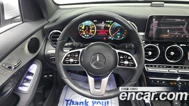 Mercedes-Benz GLC-Class GLC300e 4MATIC