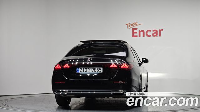 Mercedes-Benz E-Class E200 Avantgarde