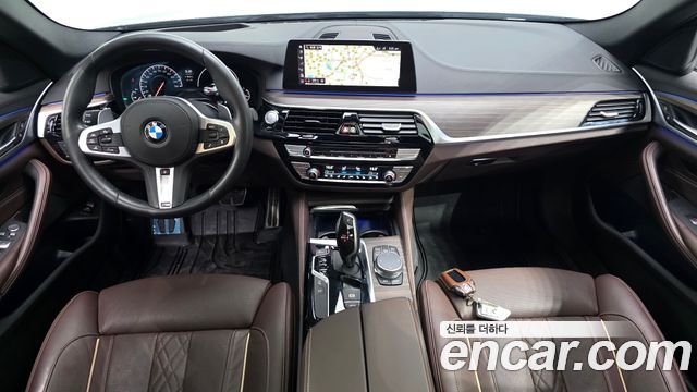 BMW 5-Series 530i xDrive M Sport Package Plus