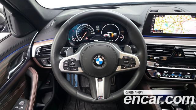 BMW 5-Series 530i xDrive M Sport Package Plus
