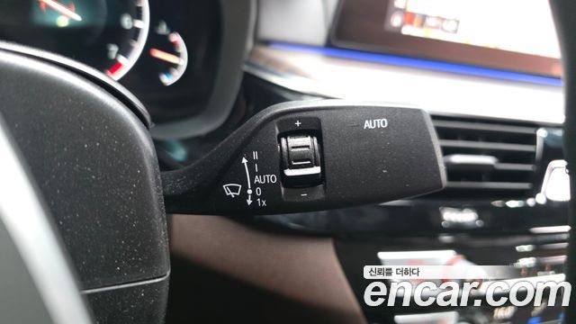 BMW 5-Series 530i xDrive M Sport Package Plus