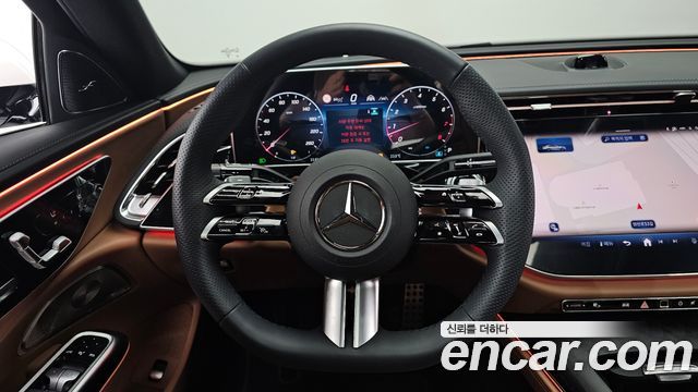 Mercedes-Benz E-Class E300 4MATIC AMG Line