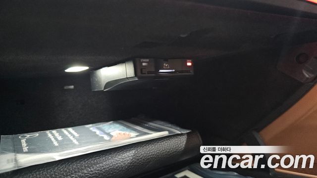 Mercedes-Benz E-Class E300 4MATIC AMG Line