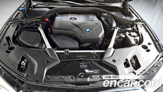 BMW 5-Series 530i xDrive Luxury Plus