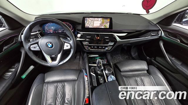 BMW 5-Series 530i xDrive Luxury Plus