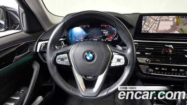 BMW 5-Series 530i xDrive Luxury Plus