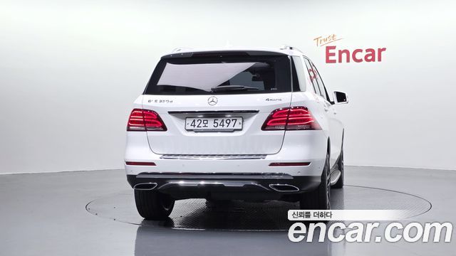 Mercedes-Benz GLE-Class GLE350 d 4MATIC