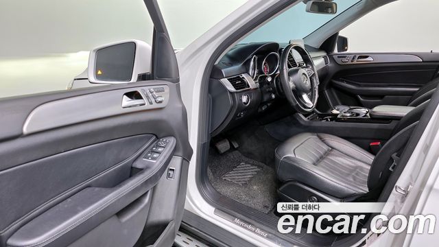 Mercedes-Benz GLE-Class GLE350 d 4MATIC