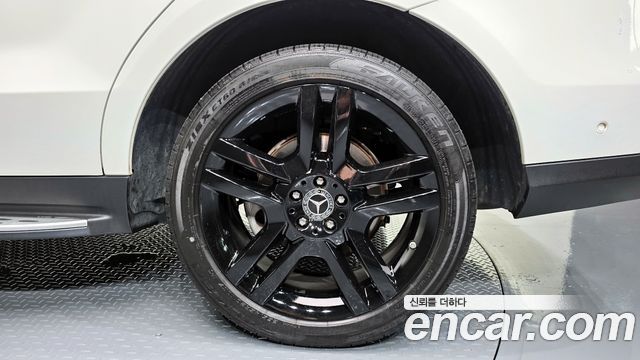 Mercedes-Benz GLE-Class GLE350 d 4MATIC