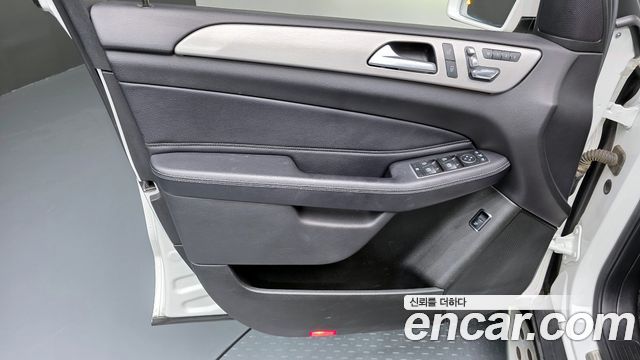 Mercedes-Benz GLE-Class GLE350 d 4MATIC
