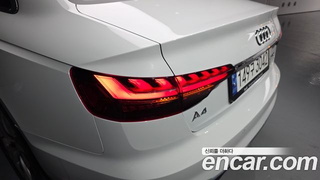 Audi A4 35 TDI Premium