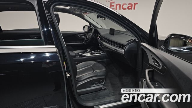 Audi Q7 45 TFSI Quattro