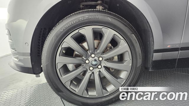 Land Rover Range Rover Velar 2.0 D240 R-Dynamic SE