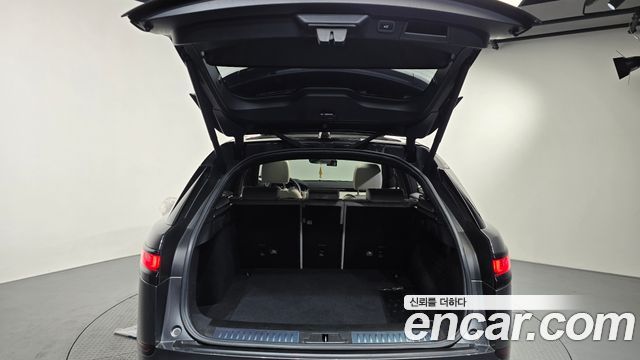 Land Rover Range Rover Velar 2.0 D240 R-Dynamic SE