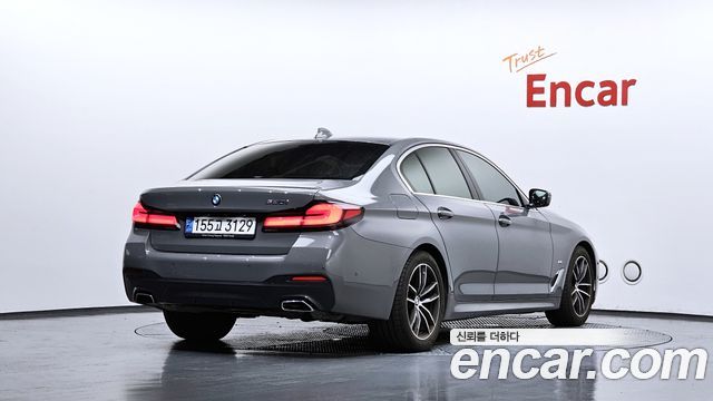 BMW 5-Series 520i M Sport