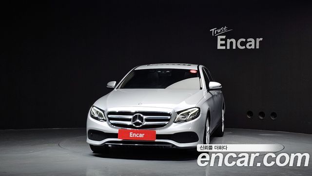Mercedes-Benz E-Class E220d Avantgarde