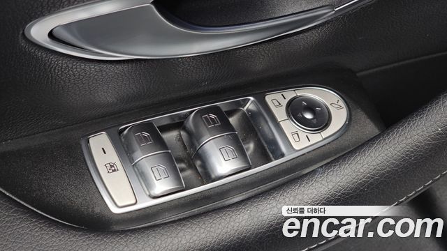Mercedes-Benz E-Class E220d Avantgarde
