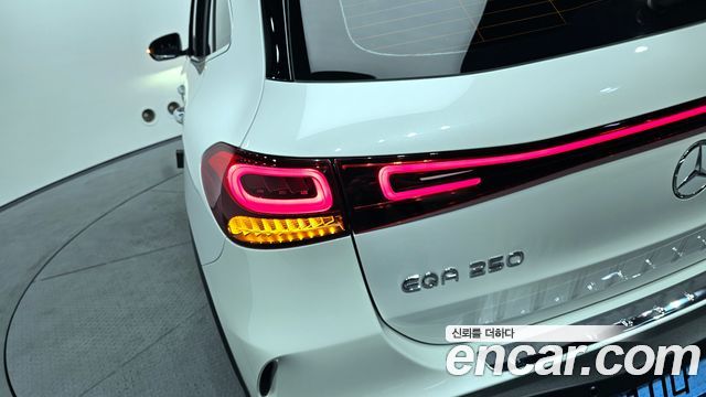 Mercedes-Benz EQA EQA250 AMG Package Plus