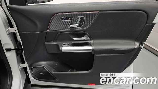Mercedes-Benz EQA EQA250 AMG Package Plus