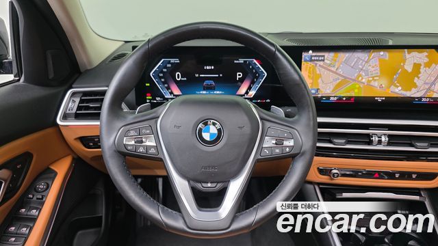 BMW 3-Series 320i