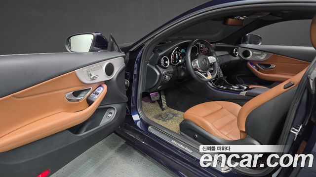 Mercedes-Benz C-Class C200 Coupe