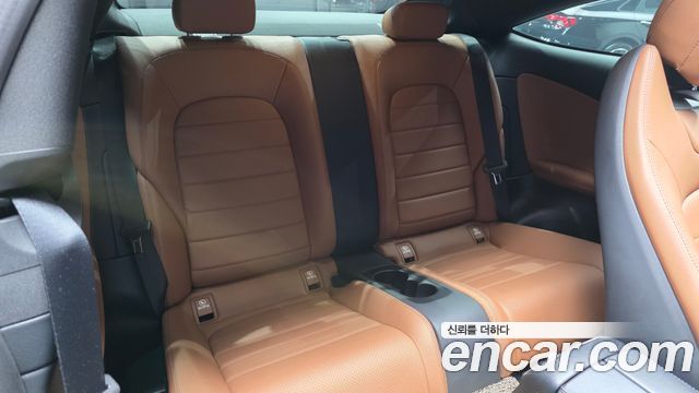 Mercedes-Benz C-Class C200 Coupe