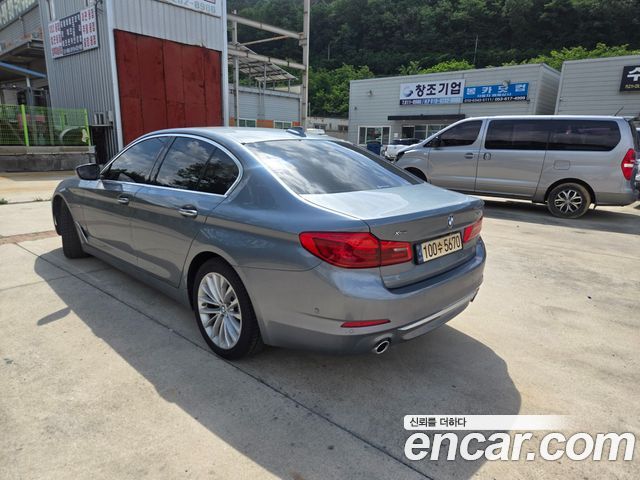 BMW 5-Series 530i xDrive Luxury Plus