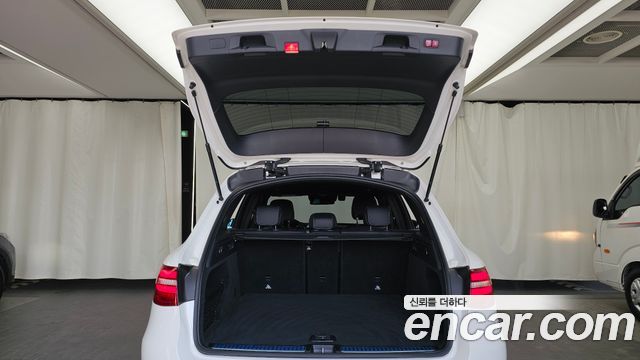 Mercedes-Benz GLC-Class AMG GLC63 4MATIC+