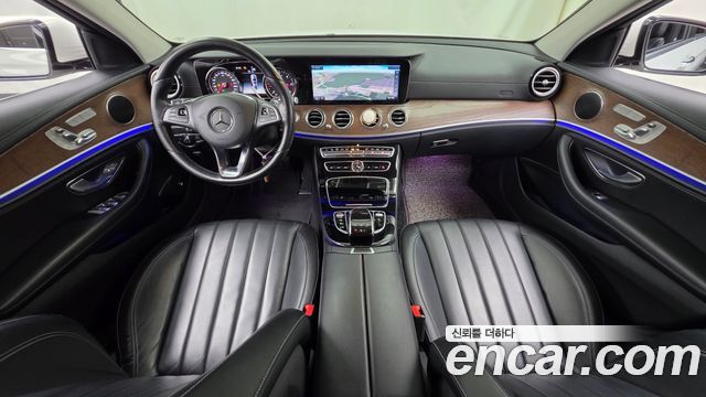 Mercedes-Benz E-Class E220d Exclusive