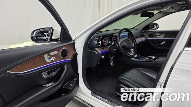 Mercedes-Benz E-Class E220d Exclusive