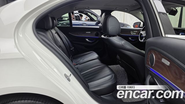 Mercedes-Benz E-Class E220d Exclusive