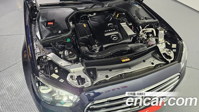 Mercedes-Benz E-Class E300e 4MATIC Exclusive