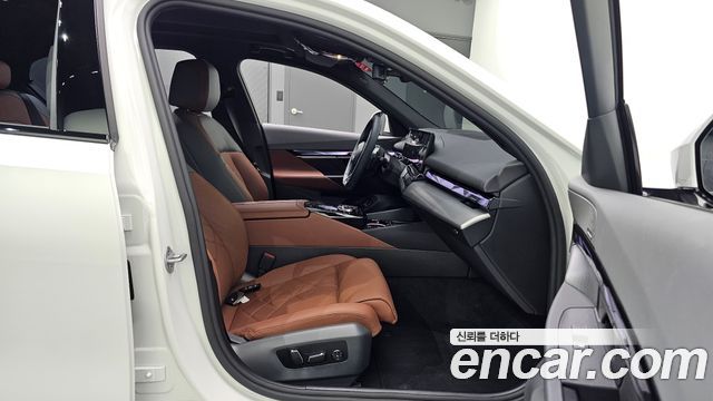 BMW 5-Series 530i xDrive M Sport