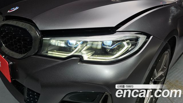 BMW 3-Series M340i Performance