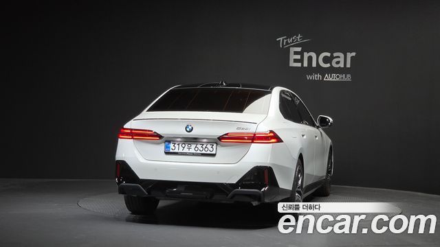 BMW 5-Series 520i Special Edition