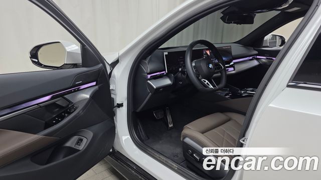 BMW 5-Series 520i Special Edition
