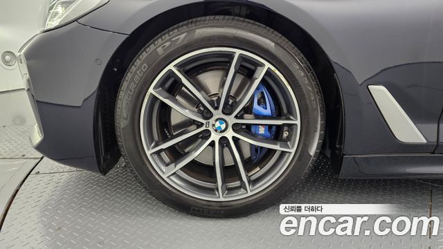 BMW 5-Series 520i M Sport