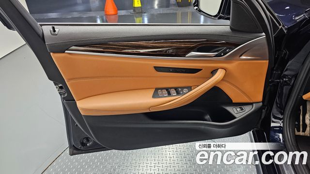 BMW 5-Series 520i M Sport