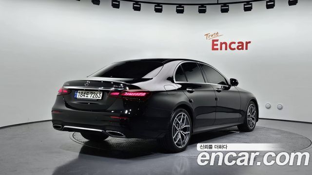 Mercedes-Benz E-Class E220d 4MATIC AMG Line