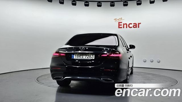 Mercedes-Benz E-Class E220d 4MATIC AMG Line